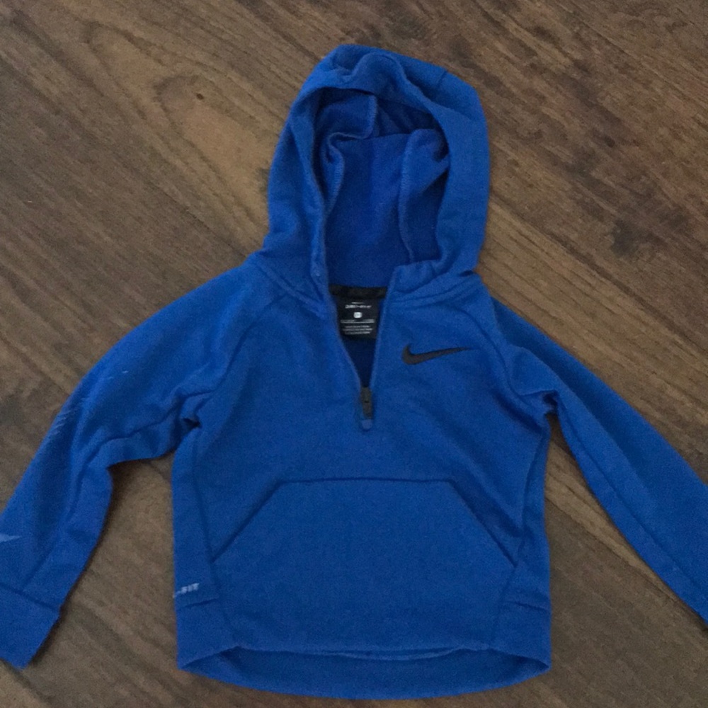 Nike 2t sweatshirt